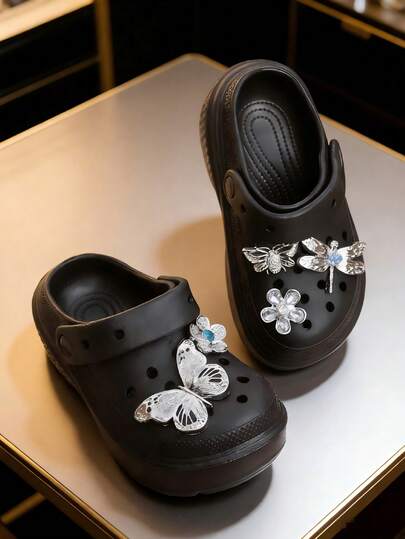 女童夏季镂空拖鞋，蝴蝶装饰，幼儿休闲拖鞋，居家、泳池、海滩皆宜，舒适百搭