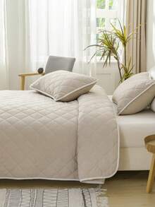 三件套驼色纯色床罩套装（包含1个床罩和2个枕套，不含填充物），经典多用途风格，现代日常涤纶面料，柔软亲肤，适用于主卧、客房、次卧，四季皆宜，理想的礼品之选，纯色床品，中性色调，驼色美学，舒适卧室，四季皆宜，送礼佳品，现代经典，多功能家居装饰，卧室必备，价格亲民的奢华之选。 - 米色 - 查看 11