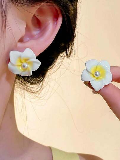 1 Pair Delicate Fashion Sweet Cute Niche Versatile Floral Stud Earrings, Suitable For Women's Daily And Holiday Wear