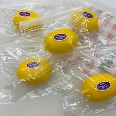 1pc Lemon Shaped Squeezing Keychain, Beautifully Designed, Brings Joy To Office Workers, Also A Great Gift For Bosses