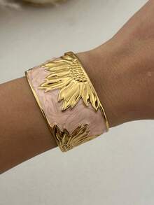 1pc Summer Fashion Starfish & Seashell Dip-Dye Gold-Tone Stainless Steel 18K Gold Bangle Bracelet, Tarnish Resistant Versatile C-Shape Open Cuff - Pink - View 9