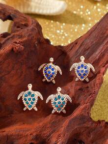 一对时尚精致的镶钻海龟耳环，适合休闲、海滩、度假、日常佩戴 - 小海龜耳釘 - 查看 2