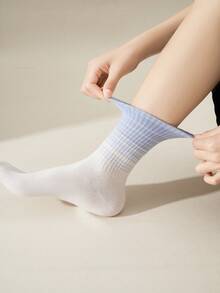 1/3/5 Pairs Random Color Women Gradient Striped Mid-Calf Socks, Ribbed Seamless Cuff Non-Slip Sports Socks - Multicolor - View 10