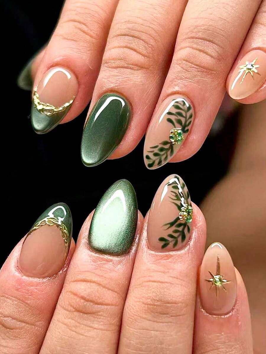 10片手工制作的按压式美甲贴片，短款美甲，假指甲，法式美甲贴片，杏仁形美甲，闪亮绿色猫眼美甲，裸色美甲，自然风美甲，春季美甲，手绘树叶和星爆图案，金色镶边和绿色水钻装饰，包含美甲工具，快速贴合和卸除，适合女性和女孩。绿色猫眼杏仁形美甲贴片