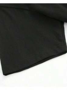 Camiseta Casual de Manga Corta para Mujer - Estampado de Leopardo y Cerezas, Negra con Detalles Dorados Brillantes, Elasticidad Media, Lavable en Máquina, Comodidad Todo el Año - Negro - Ver 2