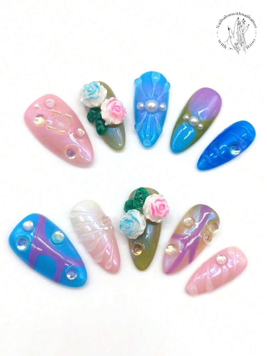 10 Stück handgemachte Nail Art Aufkleber, 25mm mandelförmig, rosa matt, blau matt, avocadogrün matt, dekoriert mit erhabenen Rosenblüten, erhabenen Linien, handbemalten Linien und transparenten Strass. Süße Nail Decals geeignet für Alltag, Urlaub, Party, Aufführungen und andere Anlässe Aufklebe-Nägel - Verschiedenfarbig - Übersicht 1