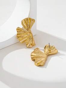 1 Pair Fashionable & Delicate Gold Ginkgo Leaf Earrings, Vintage Minimalist Elegant Jewelry For Women, Suitable For Daily Wear, Vacation, Dates And Parties - Gold - View 6