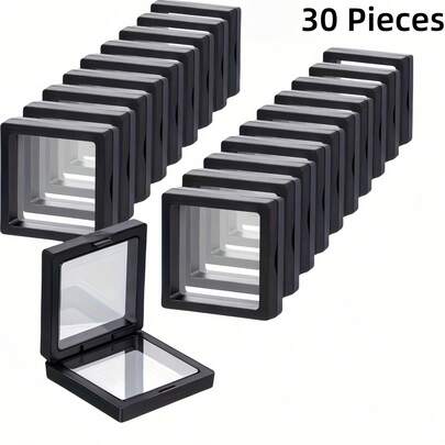 10个装黑色塑料框架3D立体珠宝展示盒，配有透明亚克力面板、安全锁扣和织物内衬，适合居家及珠宝制作收纳，是钱币收藏家的首选，也是感恩节和圣诞节的最佳礼物。