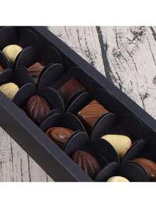 50个情人节巧克力盒包装，巧克力杯垫，巧克力包装托盘，可折叠花朵糖果甜点架，新年糖果，适用于婚礼、生日、派对用品、下午茶礼品、情人节/新年/圣诞节糖果盒，彩色邮箱糖果盒，邮箱包装，糖果盒，创意邮箱收纳盒，卡通糖果盒，礼品包装盒 - 查看 2