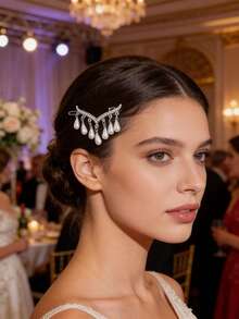 1个V形水钻流苏仿珍珠发夹爪夹发卡，发饰，头饰，发夹 - 金色 - 查看 4