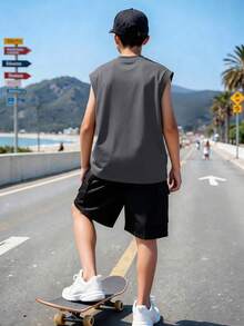 Bộ đồ thường ngày cho bé trai tuổi teen, in chữ "LA" và số 1987, áo tank top không tay và quần cargo, thoải mái cho mùa xuân/hè. - Màu xám đen - Xem 2