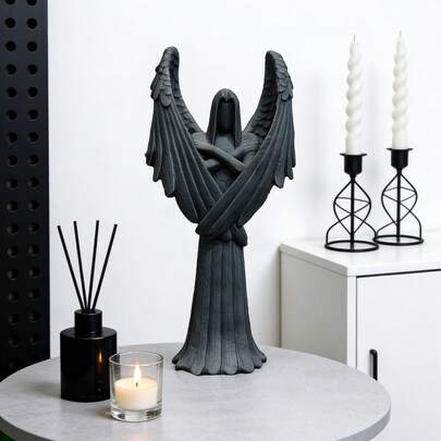 1 pieza Estatua de ángel gótico, acento hogareño para interiores contemporáneos. Esta misteriosa pieza de decoración presenta un diseño con capucha llamativo que se destaca en mesas auxiliares, estanterías o chimeneas. Una escultura de arte audaz que agrega un encanto dramático y sobrenatural a cualquier habitación, un regalo imprescindible para los amantes del arte gótico y aquellos que aman la decoración única y llamativa.