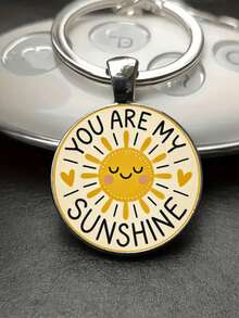 This Keychain Features A Minimalist Circular Pendant Design With A Sunny Sun And Heart Pattern, Making It An Ideal Gift For Birthdays, Friends, Valentine's Day, Or Any Special Person In Your Life. - Multicolor - View 2