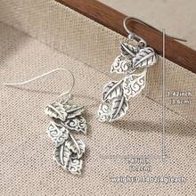1 Pair Handcrafted Leaf Design Hollow Earrings, Vintage Fashion Style, Suitable For Women To Wear On Holidays And Festivals, A Perfect Gift For Her - Silver - View 9