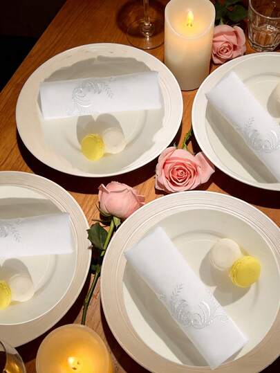 1条100%涤纶厨房餐巾，刺绣方形餐巾，防污，适用于餐桌、书桌、茶几、梳妆台、室内外装饰，也可用于派对、婚礼、节日和家居装饰。