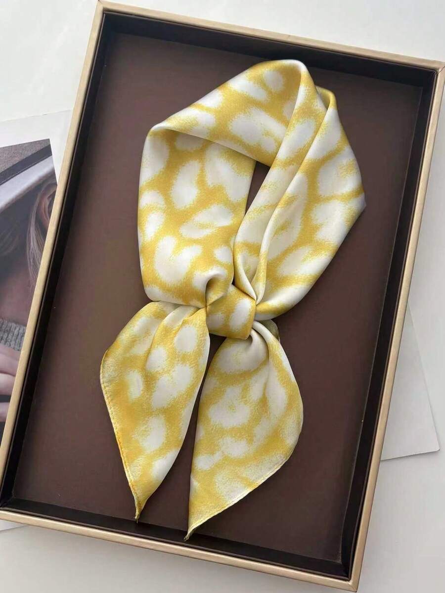 1条女士优雅复古豹纹薄款方形仿丝巾，波西米亚复古休闲领巾/披肩，轻盈舒适，适合春夏日常佩戴和外出。 - 彩色 - 查看 1
