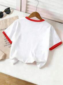 Bộ 2 món gồm áo thun cổ tròn và quần short in hình chuột lang nước cho bé gái, thiết kế tối giản thoải mái, phù hợp cho mùa xuân và mùa hè. - Nhiều màu - Xem 5