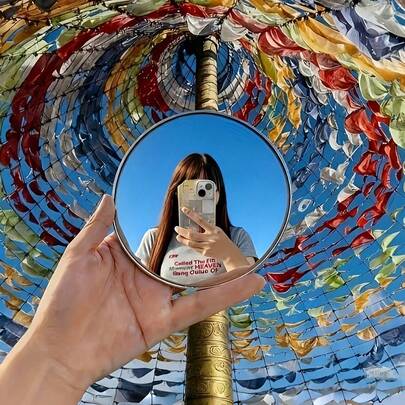 1 chiếc gương chụp ảnh du lịch, gương selfie mini độ phân giải cao, gương lồi góc rộng, quà tặng du lịch thiết yếu cho bạn bè, phụ kiện selfie, thiết kế nhỏ gọn, phản chiếu chất lượng cao, dành cho người sáng tạo nội dung.