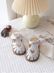 New Girls Toddler Sandals With Heart Decor, Closed Toe Design, Soft Non-Slip Soles, Lightweight & Comfortable For Summer - Silver - View 3