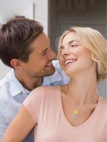 A Fashionable And Simple Sunflower Heart-Shaped Necklace With Rhinestones As A Mother's Day Gift - Sunflower - View 2