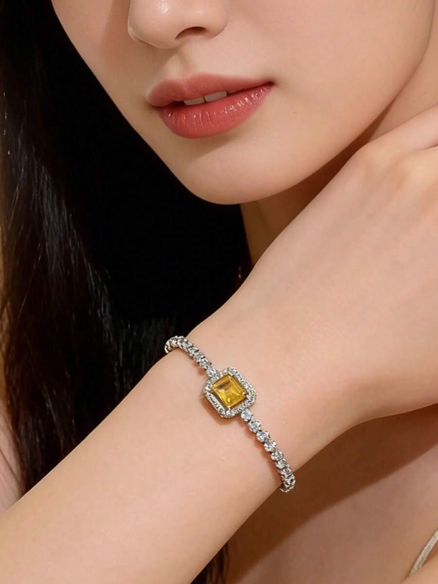 1pc Women's Shiny Yellow Crystal Delicate Bracelet, Square Crystal Adjustable Bangle - Square Bracelet - View 1