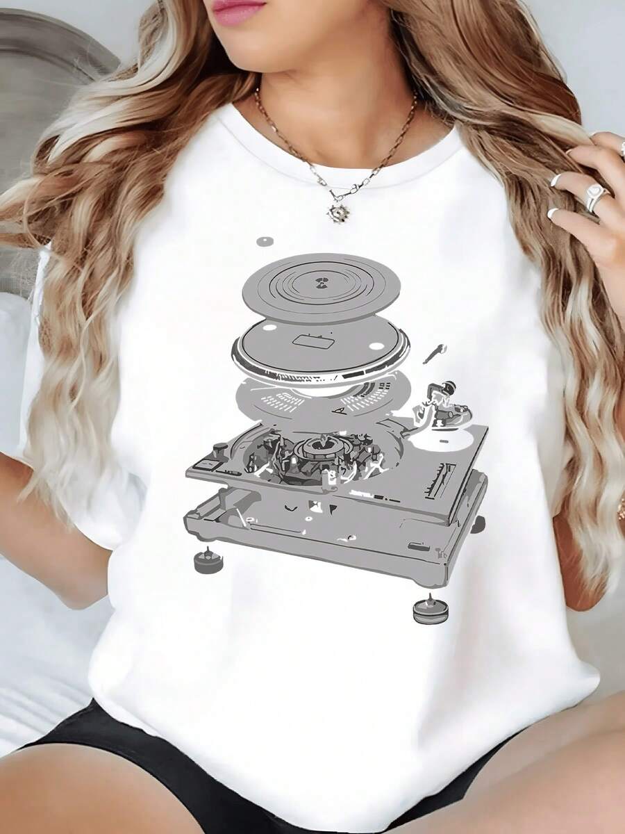 Recreación creativa de una tornamesa vintage vista en forma de esquema técnico que simboliza la conexión entre música y precisión mecánica camiseta de mujer casual moderna 220g - Blanco - Ver 1