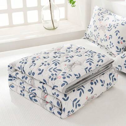 1pc Ultra-Soft Cooling Comforter - Lightweight All-Season Bedding With Contemporary Floral Checkered Pattern, 100% Polyester, Machine Washable For Single/Double Beds, Hotels, Camping & Home Decor, Hotel Luxury Bedding | Modern Quilted Design | Soundwave Technology Embossed