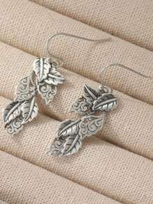1 Pair Handcrafted Leaf Design Hollow Earrings, Vintage Fashion Style, Suitable For Women To Wear On Holidays And Festivals, A Perfect Gift For Her - Silver - View 6