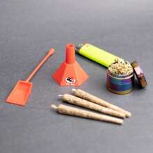 Cone Loader 1, King Size, And Large Cones Easy Pre Roll Packing Toth Funnel And Shovel Fast, Clea And Efficient Cone Filling Accessory (Red) - Red - 查看 7