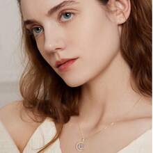 1件S925银女士吊坠项链，2克拉莫桑石月亮造型项链，适合女士日常佩戴 - 一件 - 查看 4