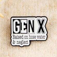 “你知道你已经成年了”语录珐琅徽章，趣味短语，X世代胸针翻领别针徽章，可别在背包、服装配饰、时尚珠宝上，是送给朋友的绝佳礼物。 - 黑色 - 查看 11