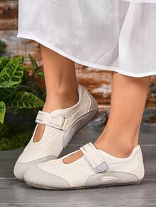 1双女士时尚简约轻便舒适可爱芭蕾舞鞋，2026新款百搭通勤休闲法式镂空防滑平底玛丽珍鞋 - 米色 - 查看 1