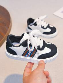 1 Đôi Giày Bệ Mềm Nhẹ Mới, Giày Thể Thao Thường Ngày Cho Bé Trai/Bé Gái Mùa Xuân/Thu 2026, Giày Lược Thời Trang Phong Cách Học Đường - Đen và trắng - Xem 8