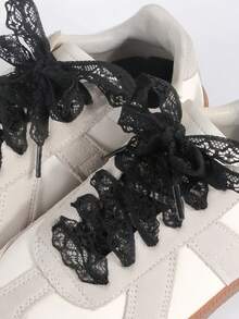 1 Pair/2pcs 120cm V-Shaped Printed Bohemian Y2K Lolita Style Polyester Lace Splice Shoelaces, Suitable For Wedding, Party And Daily Wear - Multicolor - View 2