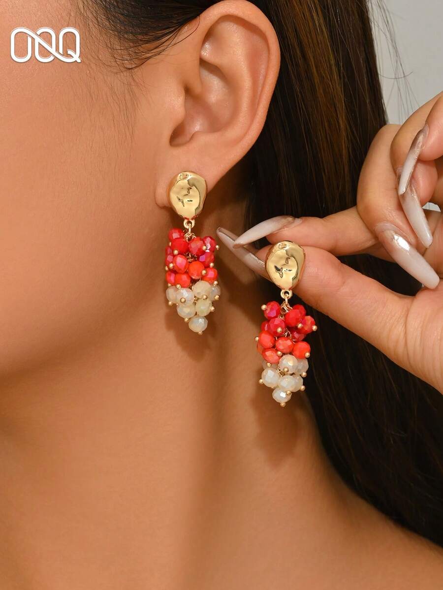 OOQ 1对时尚彩色3D仿真葡萄串珠耳环，女士手工饰品，适合海滩、情人节、母亲节、订婚、结婚等场合作为礼物或配饰（手工串珠颜色和位置随机，光滑表面在包装和运输过程中可能出现划痕或不平整，敬请谅解） - 紅色 - 查看 1