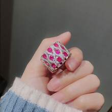 European And American Luxury Hollow-Out Wide Band Women's Ring Inlaid With Red Zirconia - Red - View 2
