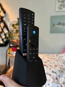 2-Slot Remote Control Holder - Practical Desktop Organizer, Suitable For TV, AC, Lamp Remotes And Office Supplies, Can Hold 2 Remotes, No Power Needed - View 5