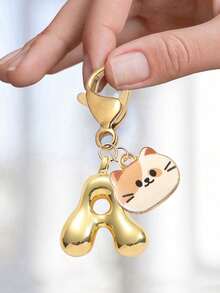Joli porte-clés avec pendentif chat bulle et pendentif lettre A-Z brillant, charm de sac à dos en alliage, pendentif de casque, ornement de voiture suspendu, accessoire de porte-clés léger et à la mode pour sac à main, portefeuille, sac à dos et décoration de rétroviseur de voiture, pendentif animal mignon pour usage quotidien, école, voyage et fête, cadeau idéal pour les femmes, les filles, les amateurs de chats et les amis, cadeau parfait pour l'anniversaire, la Saint-Valentin, la fête des mères, les vacances - Voir 9