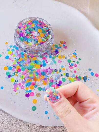 1 Box Nail Art Glitter Sequins, Includes Assorted Small & Large Holographic Star & Heart Shaped Sequins, Nail Charms, Nail Accessories