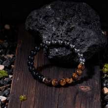 一套9条神奇水晶手链，象征着和平、财富、繁荣、友谊、好运、爱情和守护。水晶珠带来乐观积极、自信和力量，弹性手链，适合作为送给男友/女友的礼物。 - 多色 - 查看 5