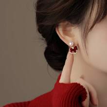 1 Pair Cute Pony Stud Earrings, Featuring An Adorable Pony Design In Soft , Creating A Sweet And Playful Look Perfect For Adding A Fun Touch To Everyday Outfits - Red - View 3