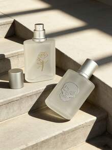 1 Chai xịt nước hoa có thể nạp lại, thiết kế hình đầu lâu hoa hồng, 30ml thủy tinh mờ chống rò rỉ, phun sương mịn, kích thước nhỏ gọn tiện dụng để mang theo trong túi xách, kiểu dáng thẩm mỹ unisex. - Nhiều màu - Xem 6