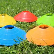10pcs Soccer Training Marker Discs, Professional Path Markers To Improve Skills, Flat Disc Design Won't Trip Or Block Ball, Precisely Mark Training Routes And Zones - Multicolor - View 8