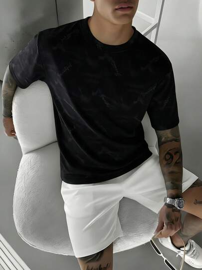 男士字母印花圆领短袖休闲T恤，百搭设计，适合日常穿着、户外运动、度假、通勤、街头服饰。