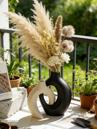 Modern Black & Beige Interlocking Donut Vase Set Of 2, Minimalist Hollow Circular Resin Flower Vases, Boho Home Decor For Living Room, Dining Table, Bedroom Shelf, Entryway, Ideal Housewarming & Wedding Gift, Contemporary Accent For Coffee Table & Office Desk, Perfect For Dried Pampas Grass & Floral Arrangements