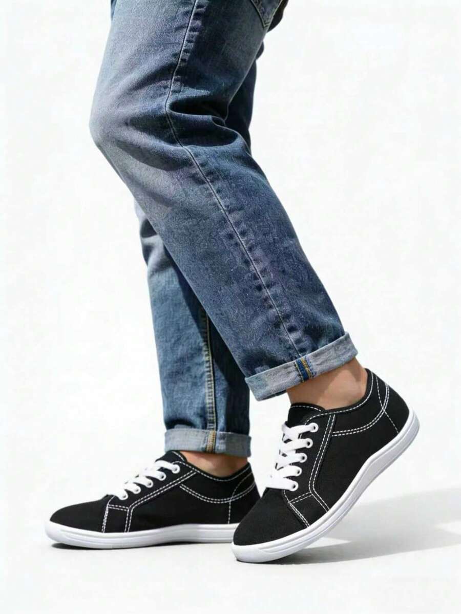 男士黑色低帮帆布鞋，轻便透气，宽鞋头系带设计，适合春夏日常休闲穿着 - 黑與白 - 查看 1