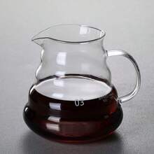 Un juego de cafetera de vidrio, que incluye una cafetera de goteo con embudo y filtro de goteo. Es una olla para compartir con un filtro de café. Un juego de cafetera de goteo manual para el hogar. Hecho de vidrio borosilicato con forma de nube. - Multicolor - Ver 5
