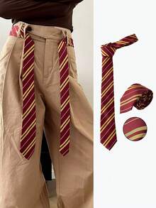 Màu đỏ rượu vang với sọc vàng