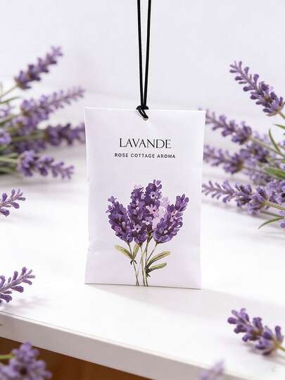 10克花香型无烟香氛，车载香氛，芳香疗法精油，小袋装，可持续散发香味长达30天。共有6种不同香味，便携设计。具有除臭除味功能，香味持久，是一款空气清新剂。