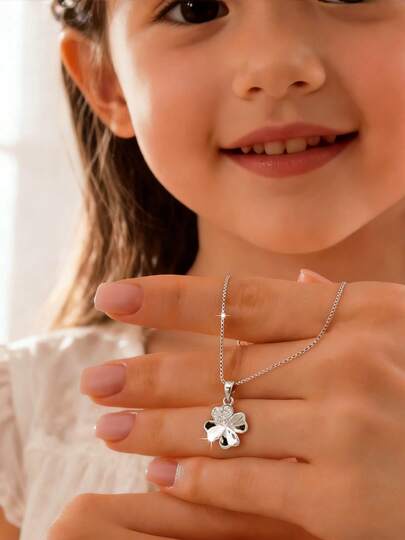 1pc S925 Sterling Silver Cubic Zirconia Clover Pendant Necklace, Floral Minimalist Design, Sweet & Cute Style, Suitable As Birthday, Holiday, Graduation Gift For Girls